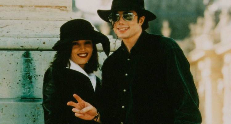 El 26 de mayo de 1994 Michael Jackson se casa con Lisa Marie Presley
