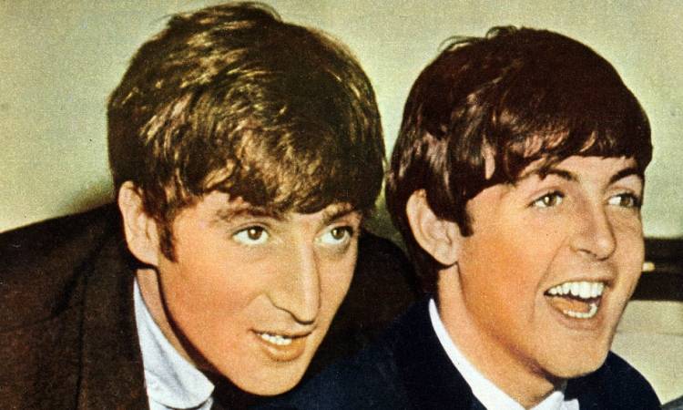 El 15 de junio de 1956 se conocieron John Lennon y Paul McCartney