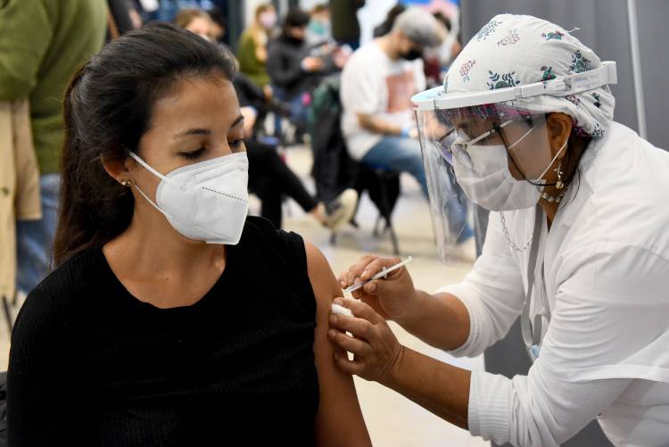 Covid-19: La provincia sumó 41.000 turnos para vacunación el fin de semana