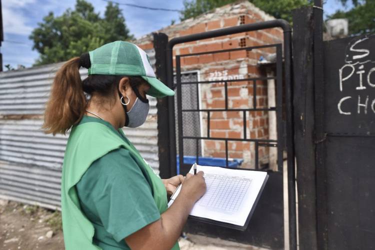 Casa por casa: Comenzó el descacharrado en barrio San Pantaleón