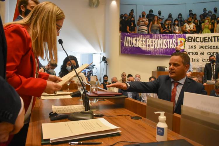 Juraron los concejales electos y Leandro González fue reelegido presidente