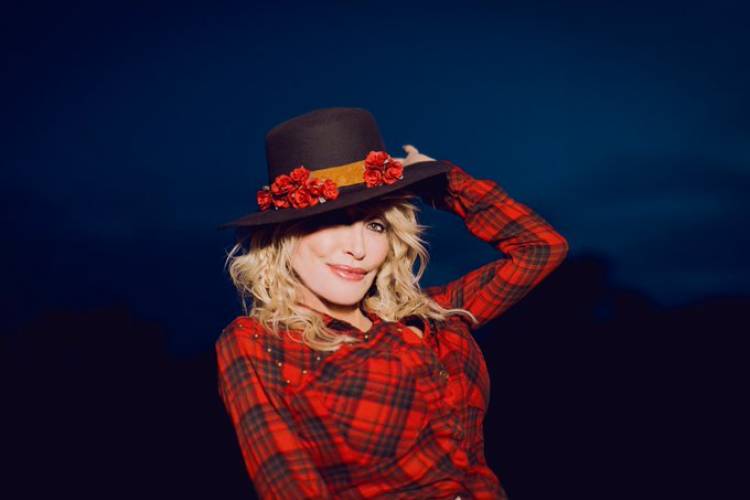 Dolly Parton renuncia a su candidatura al Salón de la Fama del Rock and Roll