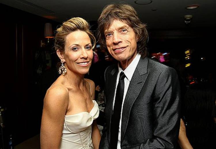 Sheryl Crow comparte una versión de "Live With Me" con Mick Jagger