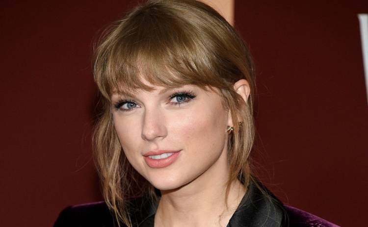 Taylor Swift debutará como directora de cine con un guion propio