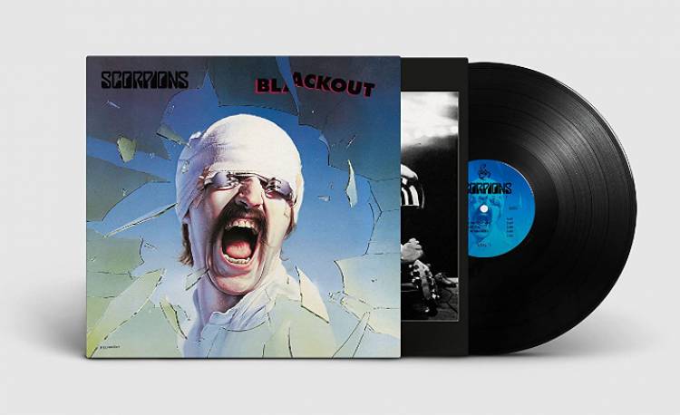 En 1982 Scorpions lanzó "Blackout" octavo disco