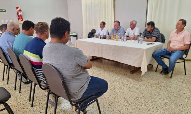 El Senador Michlig y El Diputado González sumaron apoyos a instituciones deportivas de Suardi